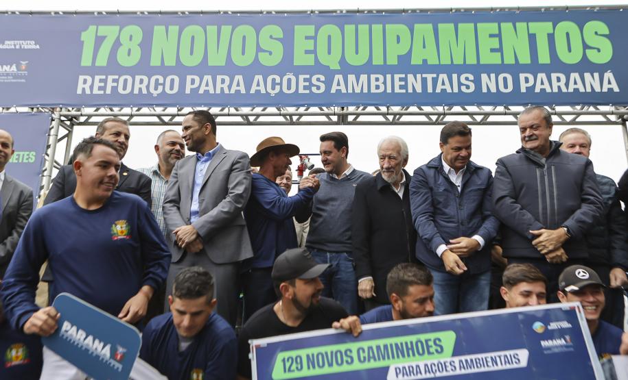 R$ 70,8 milhões: governador entrega veículos e equipamentos para fortalecer gestão ambiental