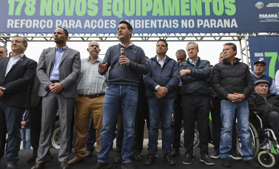 R$ 70,8 milhões: governador entrega veículos e equipamentos para fortalecer gestão ambiental