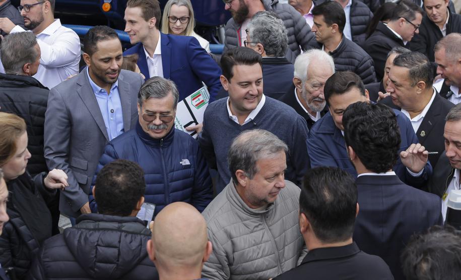 R$ 70,8 milhões: governador entrega veículos e equipamentos para fortalecer gestão ambiental