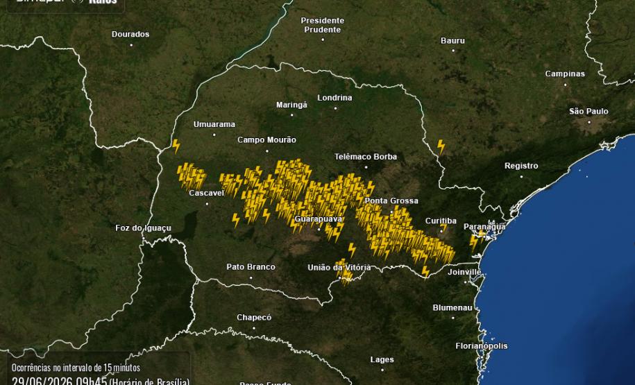 Após tempestades com raios e granizo no Paraná, semana segue chuvosa no Oeste e Sudoeste