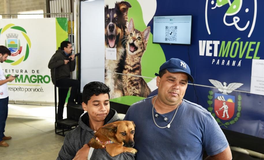 Vet-Móvel Paraná inicia atendimentos em Campo Magro e Bocaiúva do Sul
