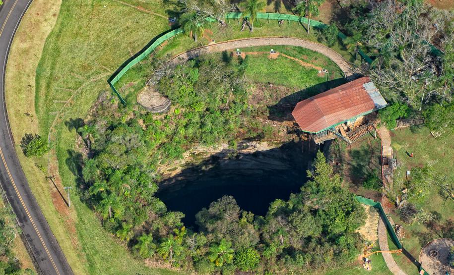 Estado conta com 29 atrações naturais para o feriado; Vila Velha tem promoção de ingressos