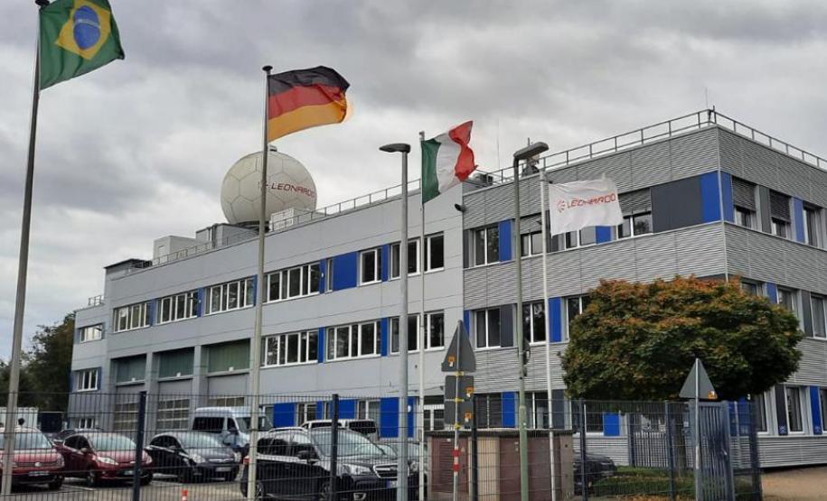 Na Alemanha, equipes do IAT e Simepar concluem testes de novo radar meteorológico