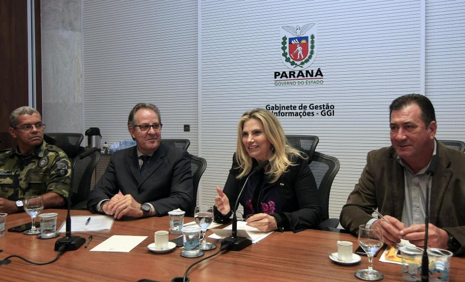 Programa de Monitoramento da Qualidade do Ar A governadora em exercício Cida Borghetti participou nesta segunda-feira(19) no GGI-Gabinete de Gestão e Informações do lançamento do Programa de Monitoramento da Qualidade do Ar.  - Curitiba/Pr, 19/06/2017.Foto: Jonas Oliveira/Vice Governadoria