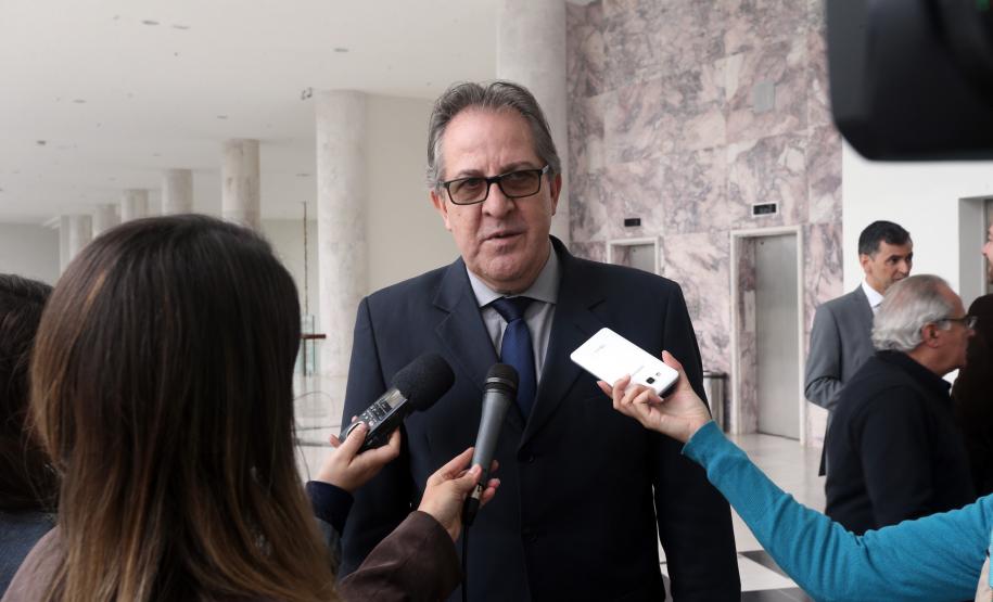 A governadora em exercício Cida Borghetti participou nesta segunda-feira(19) no GGI-Gabinete de Gestão e Informações do lançamento do Programa de Monitoramento da Qualidade do Ar.  - Curitiba/Pr, 19/06/2017.Foto: Orlando Kissner/ANPr