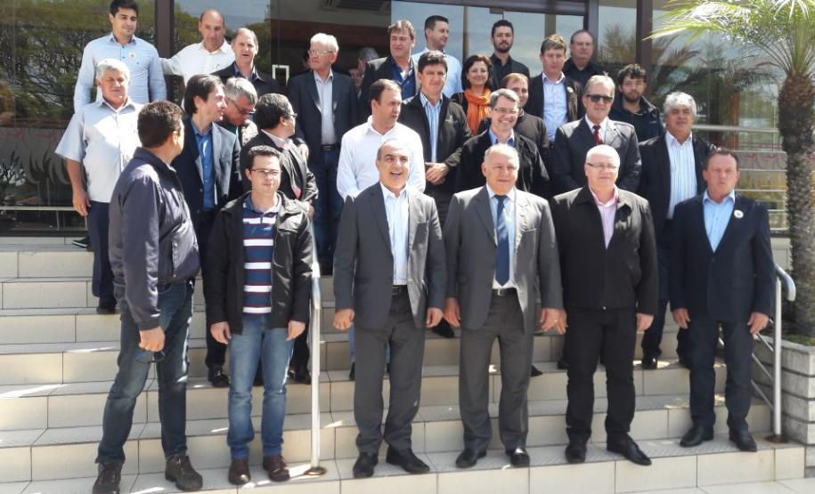 Oeste conhece soluções para gestão de resíduos sólidos