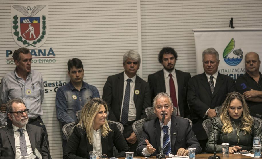 Vice Governadora Cida Borgueti, participa da reunião do Grupo Gestor de Revitalização do Rio Iguaçu (GGRI).
Curitiba, 30/01/2018
Foto: Maurilio Cheli