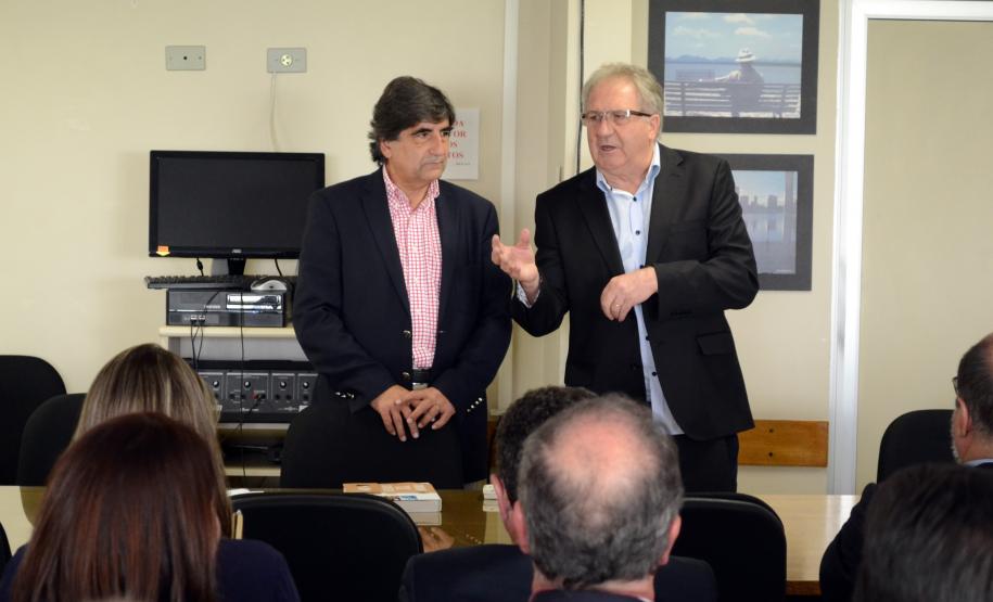 Missão portuguesa de Meio Ambiente, chefiada pelo secretário de Estado do Ambiente de Portugal, Carlos Manuel Martins, durante encontro na Secretaria de Meio Ambiente do Paraná.Curitiba, 02/02/2018.Foto: Divulgação SEMA