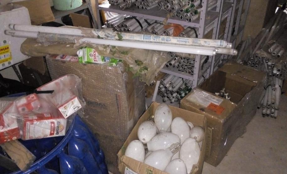 Estado atua para destinação correta de lâmpadas usadas Estado atua para destinação correta de lâmpadas usadas