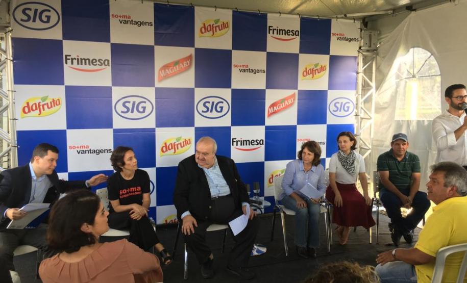 Programa troca lixo reciclável por benefícios Programa troca lixo reciclável por benefícios