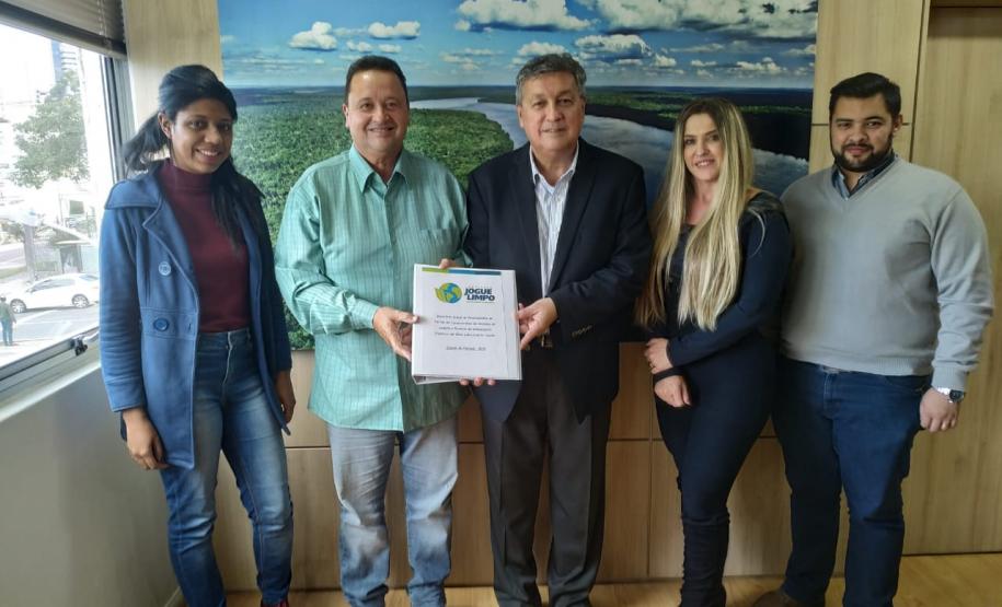 Logística reversa de óleo atende todos municípios