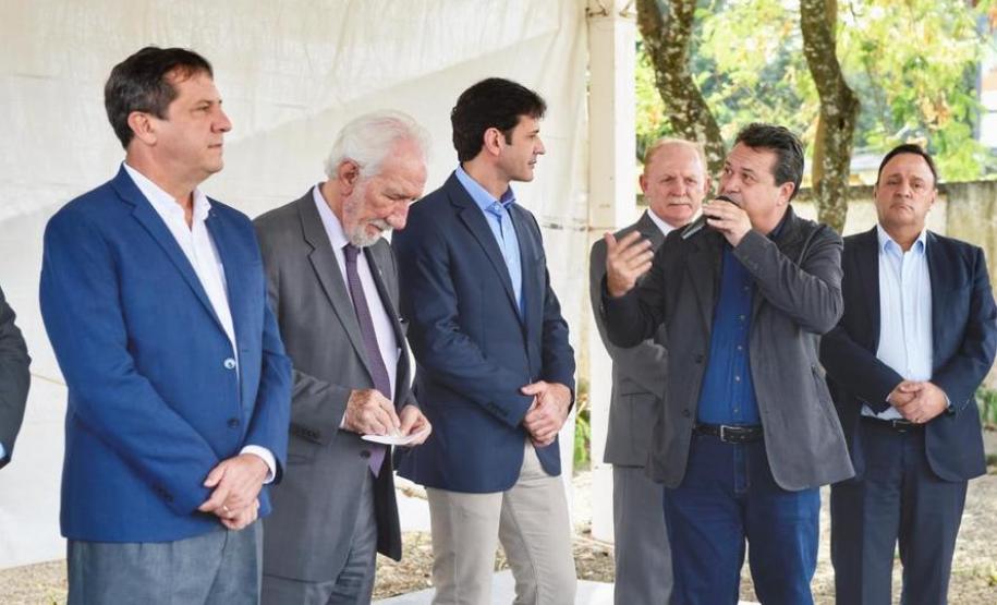 Vice-governador participa da entrega de centro do turista