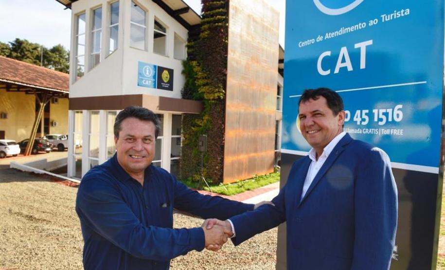 Vice-governador participa da entrega de centro do turista