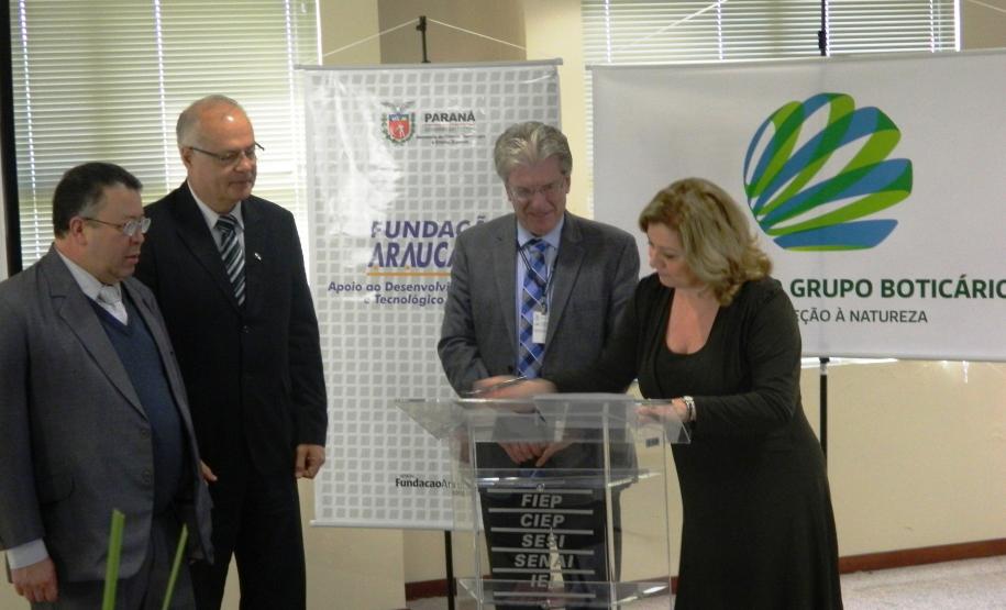 Iurk com Fundação Boticário e Araucária Assinatura do Edital