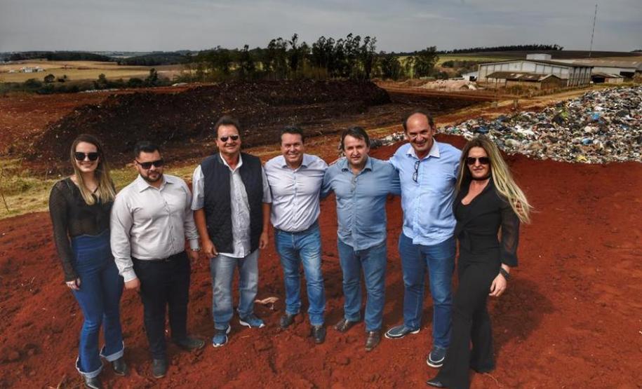 Governo e municípios discutem gestão de resíduos urbanos