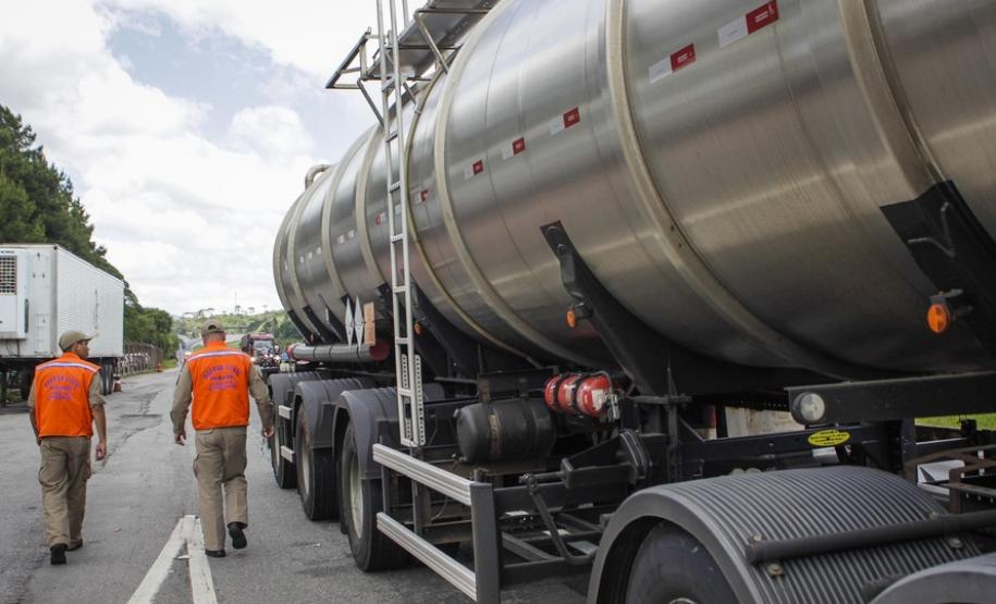 Atendimento a acidentes com cargas perigosas é reforçado no Paraná