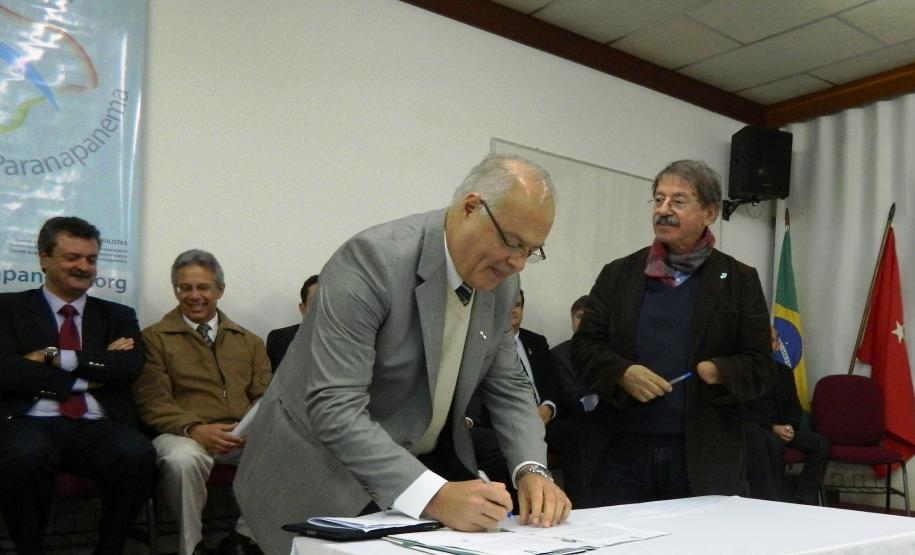 Iurk toma posse no Comitê do Paranapanema