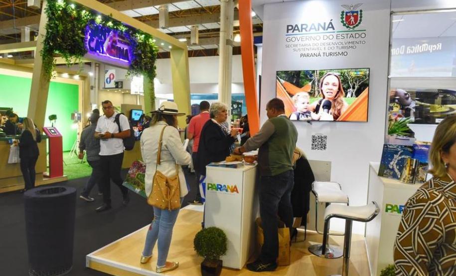 Paraná participa da maior feira de negócios e turismo do Brasil Paraná participa da maior feira de negócios e turismo do Brasil