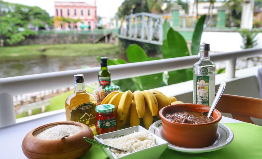 10 lugares imperdíveis para conhecer no Paraná