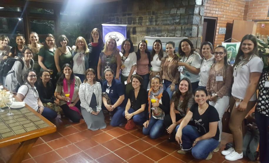 IAP participa de seminário internacional sobre restauração ecológica do Rio Paraná e das Araucárias IAP participa de seminário internacional sobre restauração ecológica do Rio Paraná e das Araucárias