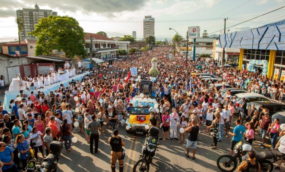 Festa do Rocio atrai milhares de pessoas a Paranaguá