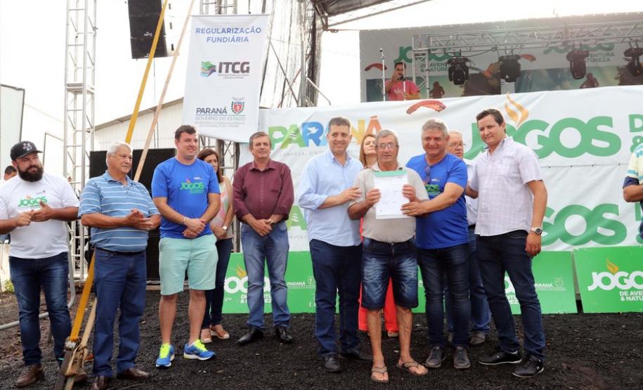 Estado regulariza terras de agricultores de Ribeirão Claro