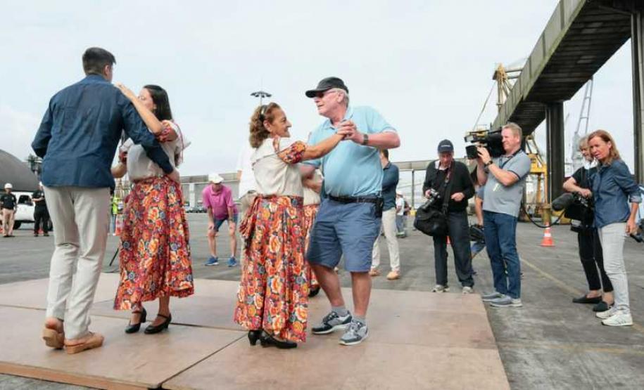 Porto de Paranaguá volta a receber navio de passageiros Porto de Paranaguá volta a receber navio de passageiros