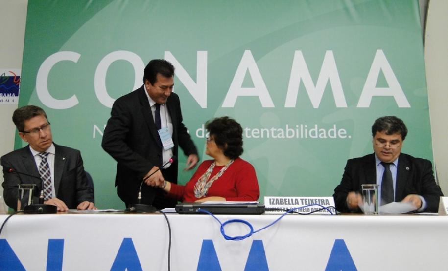 Tarcísio (IAP) e ministra Izabella Teixeira