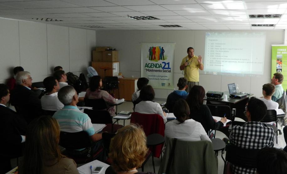 Encontro reforça participação do Terceiro Setor nos processos da Agenda 21 Agenda 21 Paraná