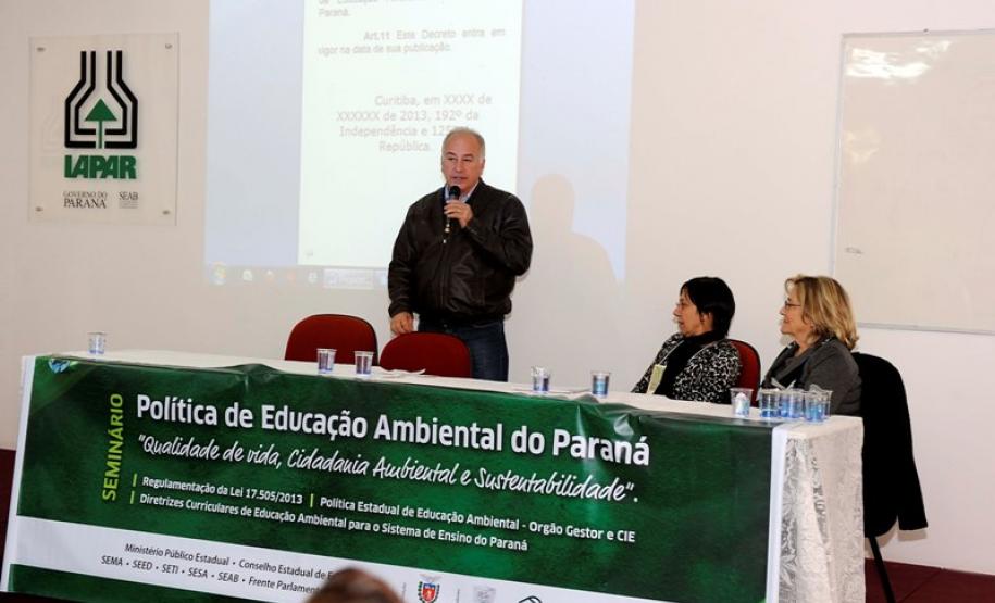 Educação ambiental será incluída em disciplinas das escolas paranaenses Educação ambiental será incluída em disciplinas das escolas paranaenses