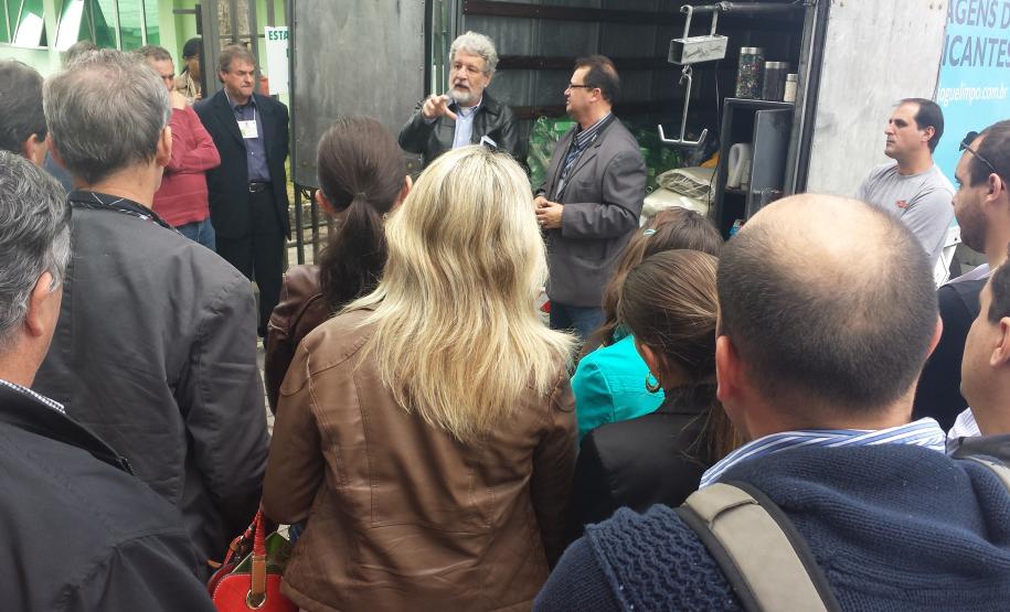 Paraná busca solução para destinação de produtos pós-consumo Paraná busca solução para destinação de produtos pós-consumo