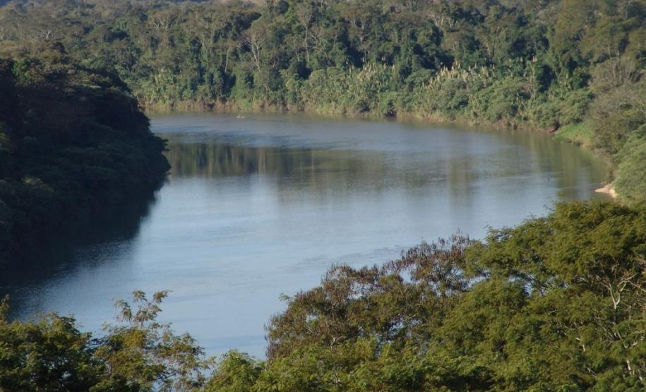 Governo revisa lei para ordenar ocupação das áreas de mananciais Governo revisa lei para ordenar ocupação das áreas de mananciais