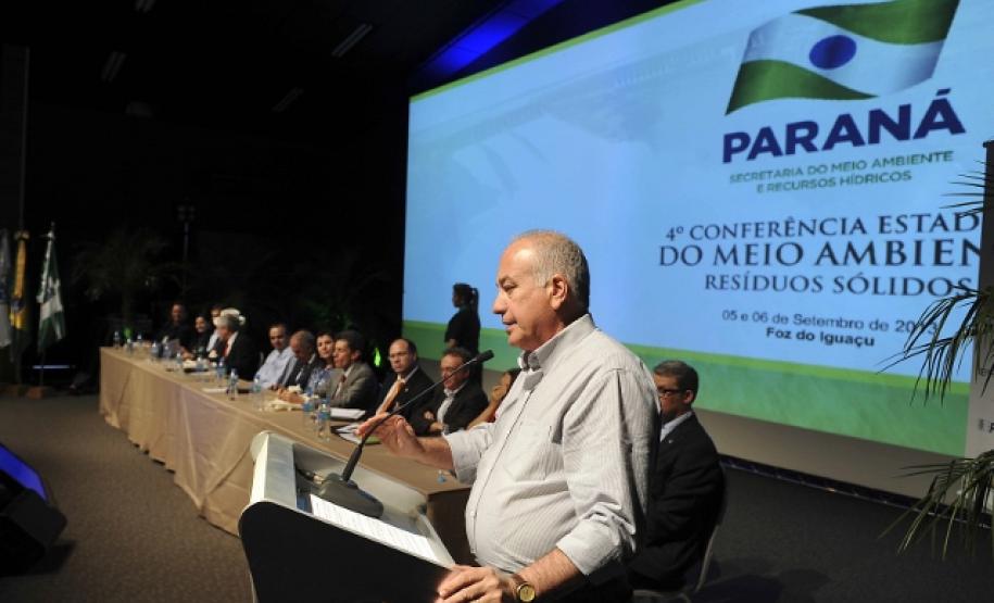 IV ConferÃªncia Estadual do Meio Ambiente Residuos SÃ³lidos 05 e 06 de setembro de 2013, local Itaipu em Foz do IguaÃ§u. na foto Luis Eduardo Cheida SEMA.//Fotos Denis Ferreira Netto.