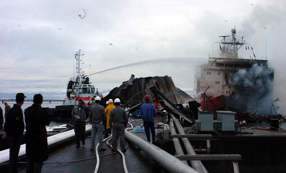 Estratégias para o desenvolvimento do Plano Estadual de Prevenção, Preparação e Resposta Rápida a Emergências Ambientais de Produtos Químicos Perigosos (P2R2) serão apresentadas neste sábado (28) pelo secretário do Meio Ambiente e Recursos Hídricos, Luiz Eduardo Cheida, e por representantes da Defesa Civil do Paraná.