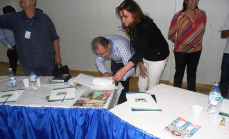 O Programa Paraná sem Lixões, criado pelo Governo do Estado para auxiliar os municípios a eliminar os lixões a céu aberto até agosto de 2014, apresenta os primeiros resultados. Foto: SEMA