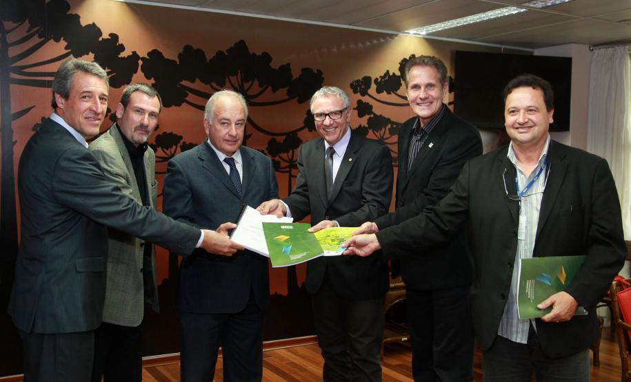 Reunião do Conselho da Construção Civil com o secretário Cheida