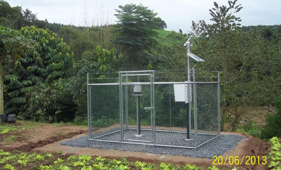 A Rede Paranaense de Monitoramento Hidrometereológico (REPAMH) disponibilizará em breve dados, em tempo real, das previsões meteorológicas, do monitoramento do nível dos rios em todas as bacias hidrográficas do Paraná e da quantidade de chuva. Na foto, estação Balsa do Cerro Azul_Rio Ribeira. Foto: Divulgação