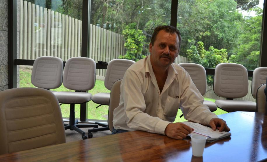 Fórum Paranaense de Mudanças Climáticas Globais.Na foto, chefe de divisão de educação e controle ambiental da Prefeitura de Piraquara, Valter Farfuso.Foto: Divulgação SEMA