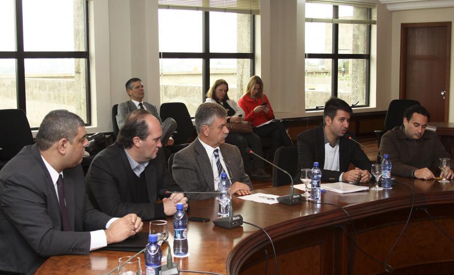 R 20 Reunião R 20 na FIEP. Na foto Carlos Garcez - Curitiba/Pr, 27.05.2014 - Foto Jonas Oliveira/AENPr