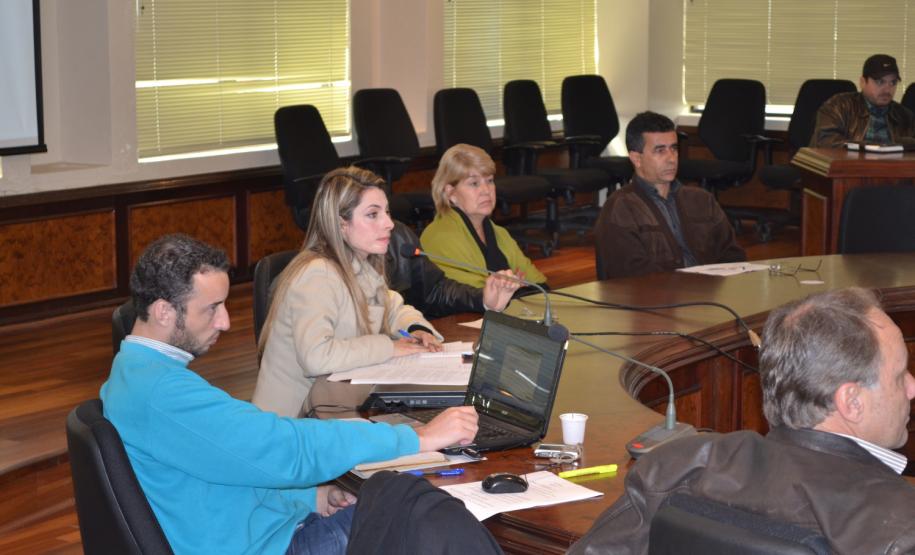 Representantes dos Municípios que integram o R20 debatem logística reversa de lâmpadas Representantes dos Municípios que integram o R20 debatem logística reversa de lâmpadas