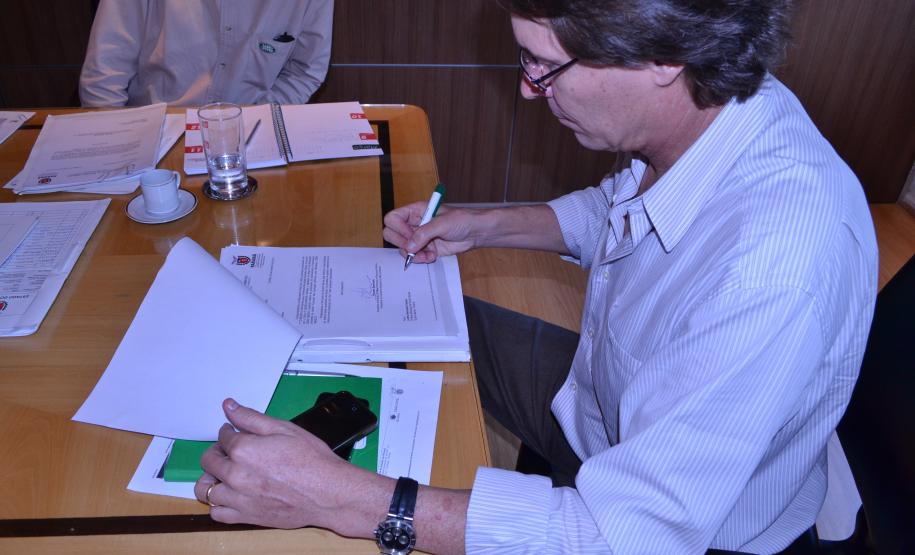 Londrina e Quatro Barras podem licenciar atividades ambientais