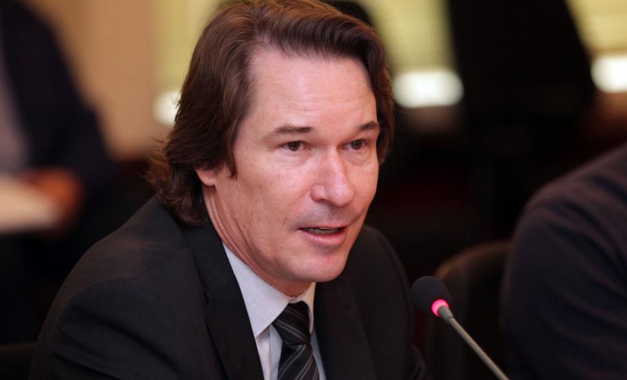 Selo Clima Paraná vai incentivar inventário de emissões das empresas Lançamento de Registro Público de Emissões de Gases Efeito Estufa .Curitiba 30-04-2015.