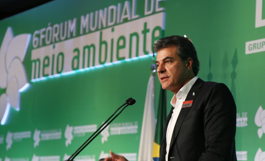 Governador Beto Richa participa da abertura do 6º Fórum Mundial de Meio Ambiente, em Foz do Iguaçu, no Oeste do Paraná.Foz do Iguaçu, 25/06/2015.Foto: Orlando Kissner /ANPr