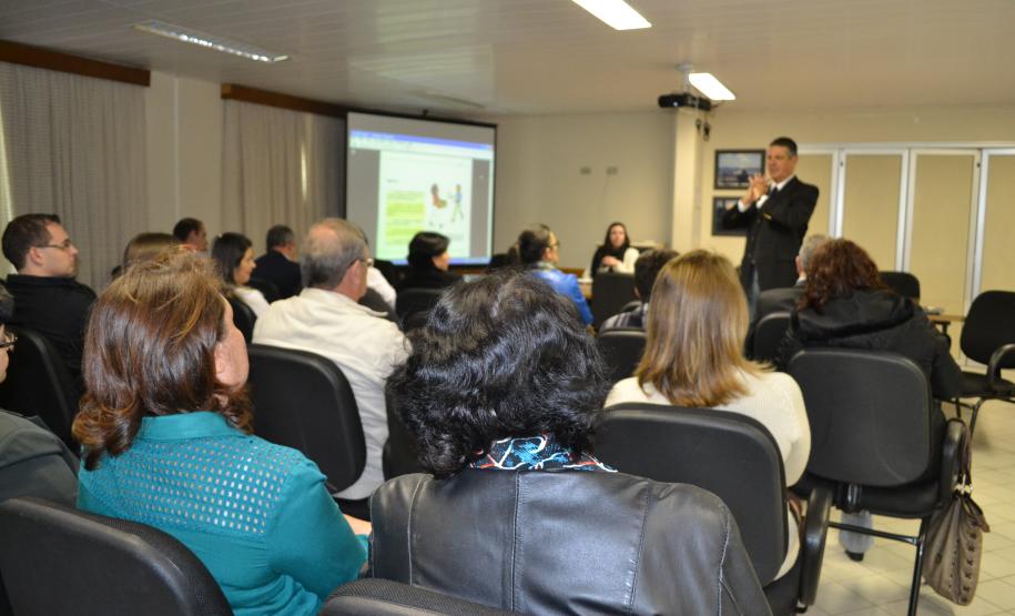 Órgãos públicos estaduais debatem coleta seletiva na estrutura do Governo