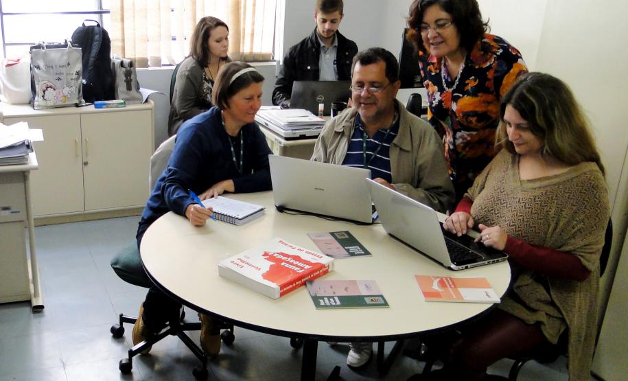Técnicos no IAP recebem treinamento para licenciamento de atividades relacionadas à fauna silvestre.Foto: Divulgação IAP