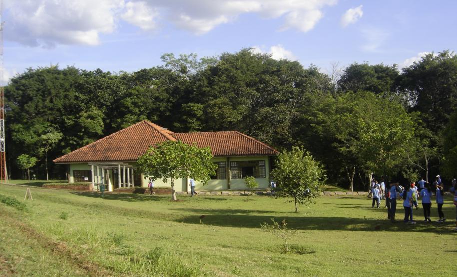 O Instituto Ambiental do Paraná (IAP) publicou nesta terça-feira (16) a portaria nº 232/2015, que cria um grupo para discutir e verificar a alteração, ou não, do mapeamento da zona de amortecimento do Parque Estadual Mata dos Godoy, em Londrina.Curitiba, 25/11/2015.Foto: Divulgação IAP
